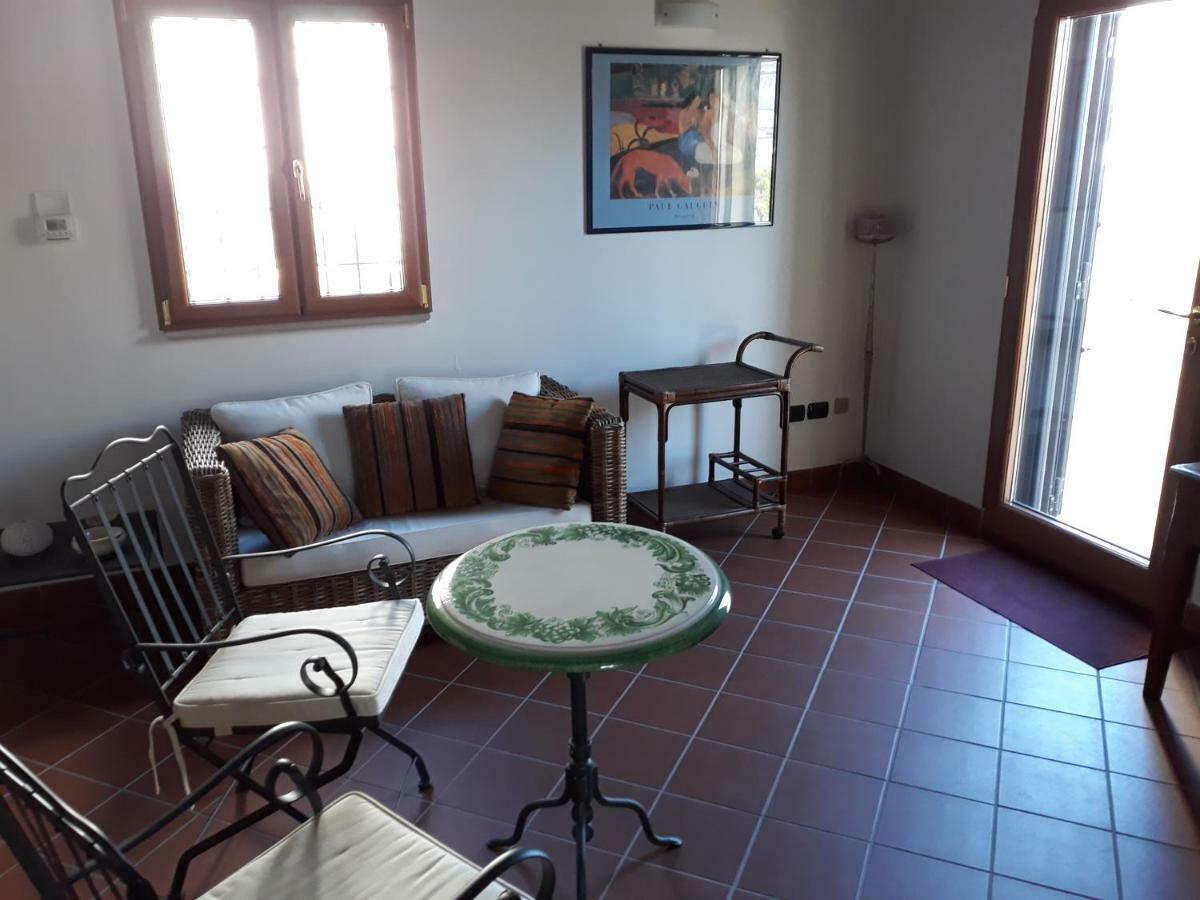 L'Antico Pergolato Apartments Brindisi Ngoại thất bức ảnh